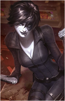 Domino (Neena Thurman)