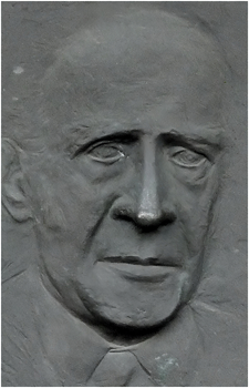Oskar Schindler's image
