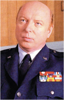 Image source: "Original Stars of Twin Peaks" collectible cards: <a href="https://www.scifihobby.com/products/checklist.cfm?SetID=362" title="External link" target="_blank">https://www.scifihobby.com/products/checklist.cfm?SetID=362</a> Garland Briggs